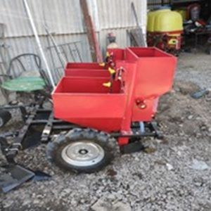 Plantadora Sembradora de Papas Ajos  2 hileras